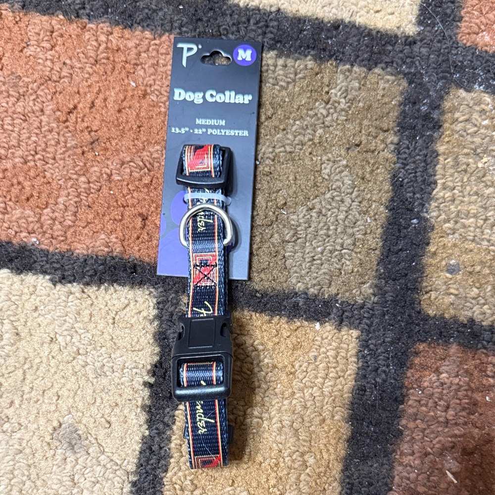 Perri’s Medium Fender Guitar Dog Collar NEW